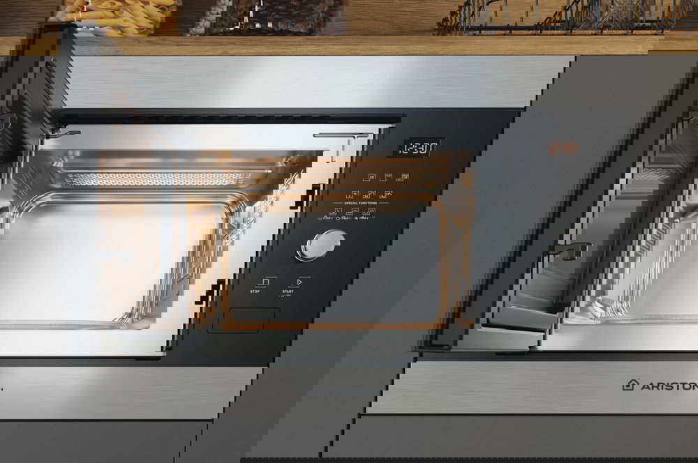 Sub Img
